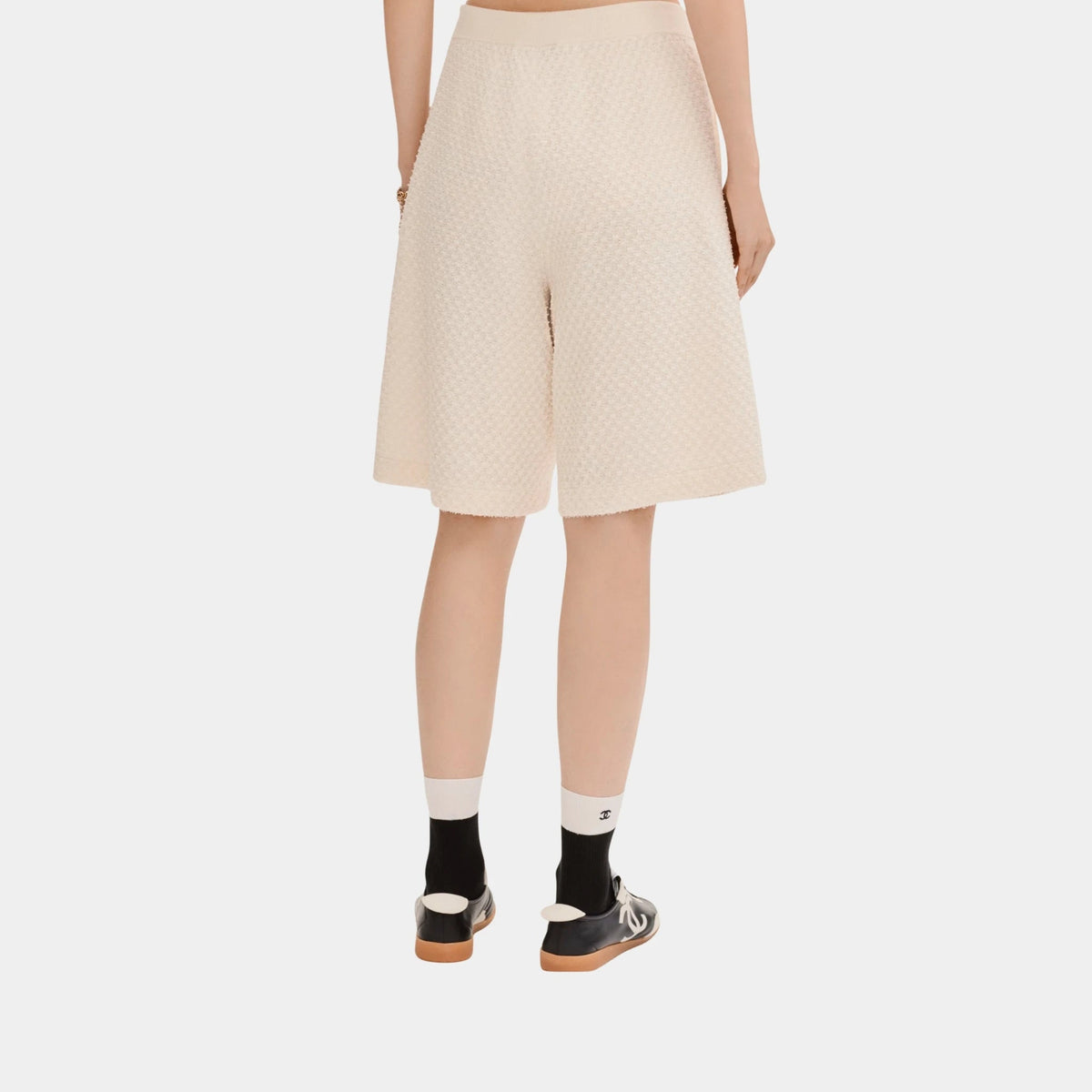 Bermuda Shorts in Silk Ecru