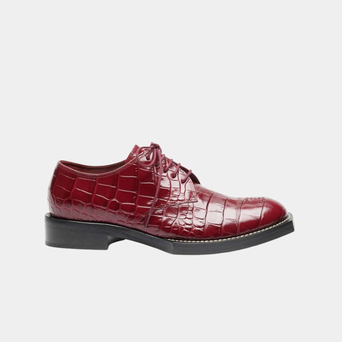 Lace-Up Shoes in Crocodile Embossed Patent Calfskin