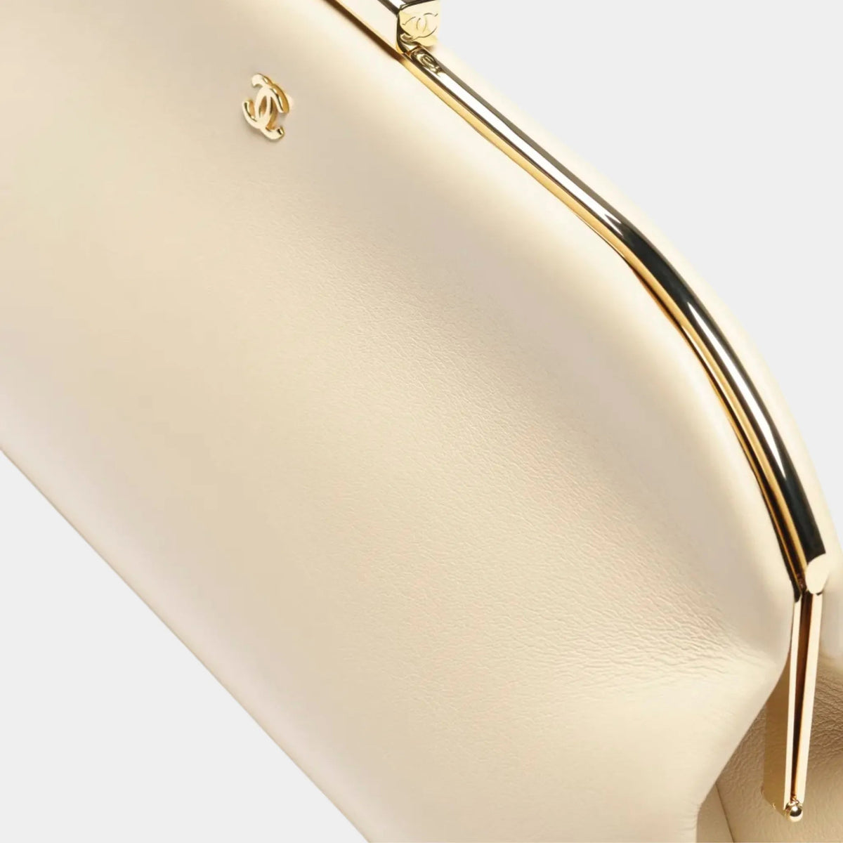 Large Clutch in Lambskin