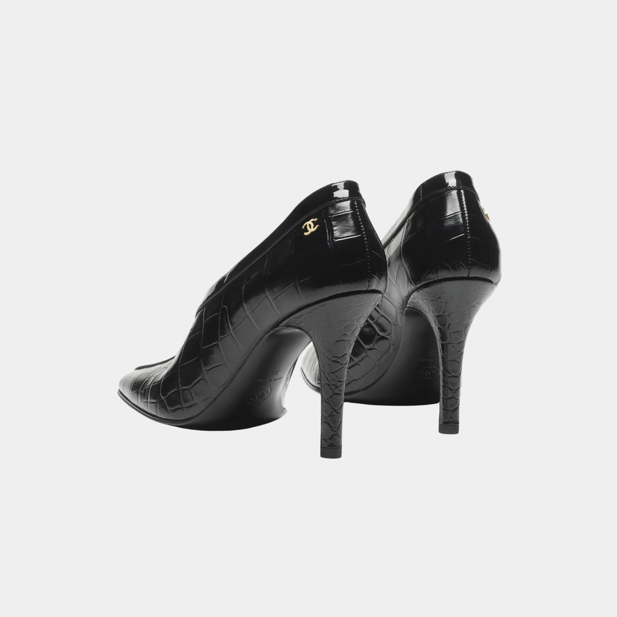 Pumps in Crocodile Embossed Calfskin & Patent Calfskin