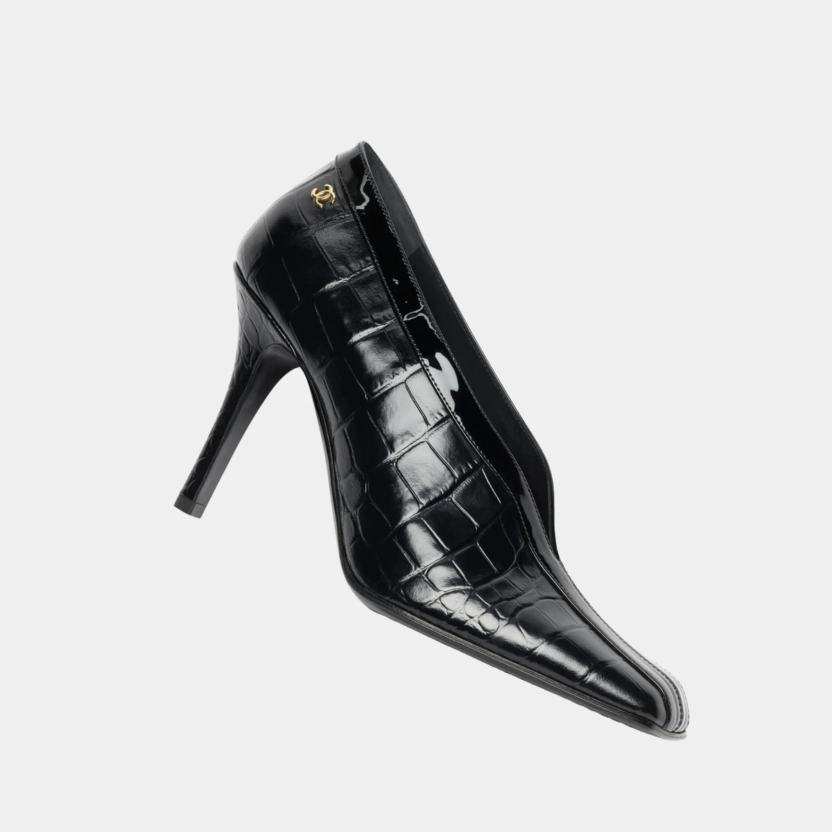 Pumps in Crocodile Embossed Calfskin & Patent Calfskin
