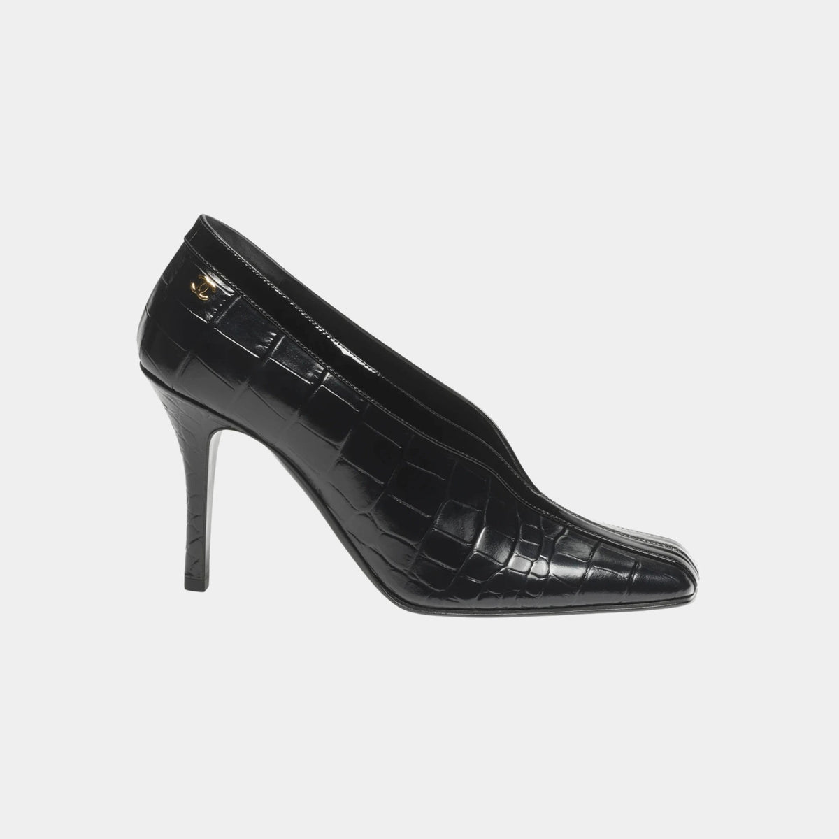 Pumps in Crocodile Embossed Calfskin & Patent Calfskin