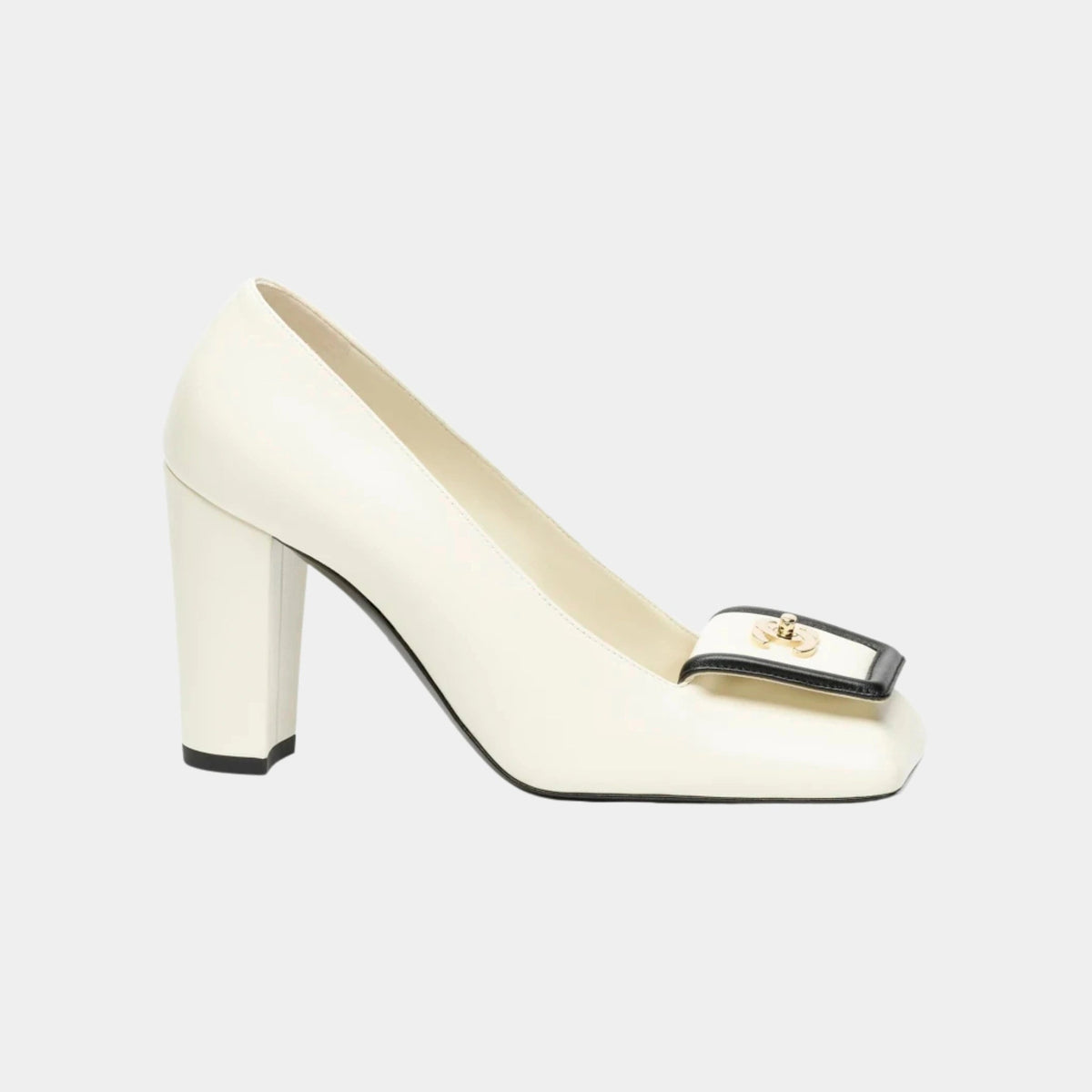 Pumps in Ivory & Black Lambskin