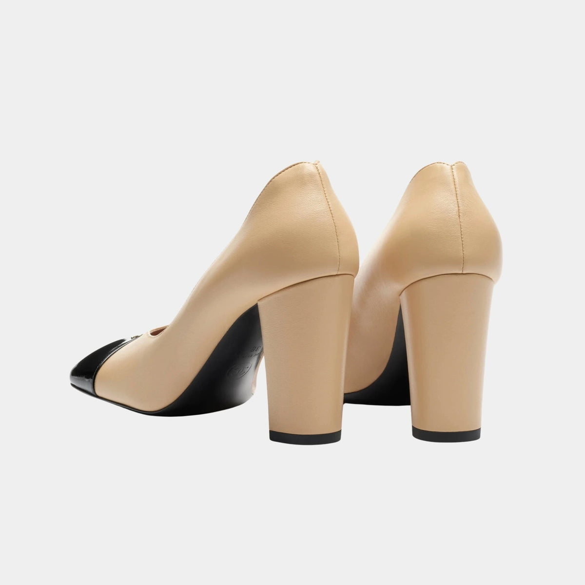 Pumps in Lambskin & Patent Calfskin