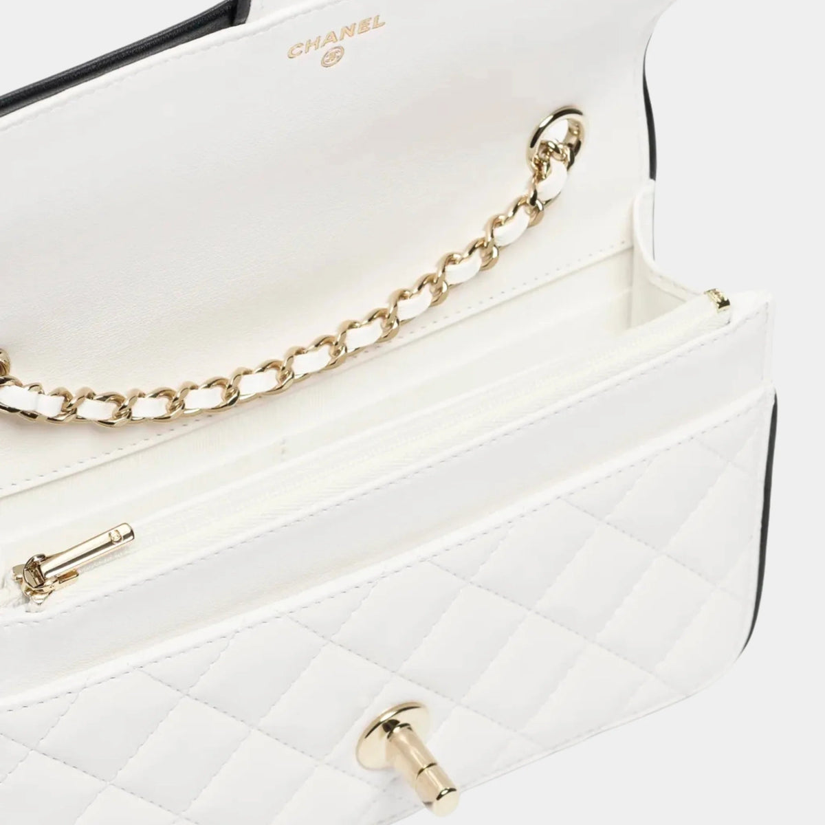 Wallet On Chain in Lambskin