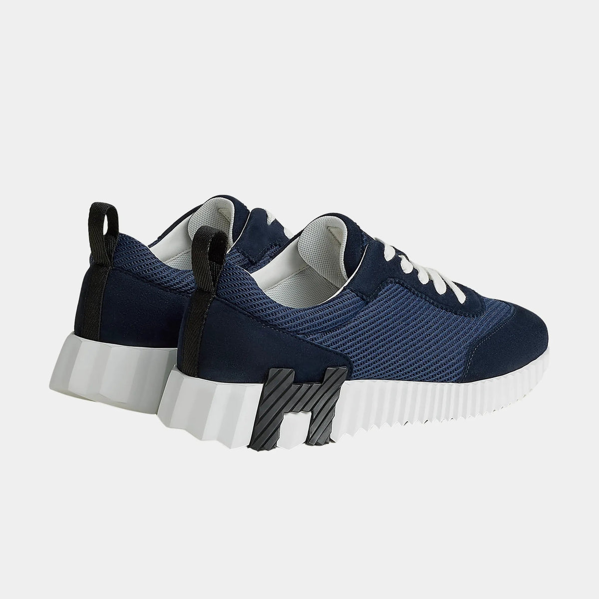 Bouncing Sneakers in Textured Mesh and Suede Goatskin