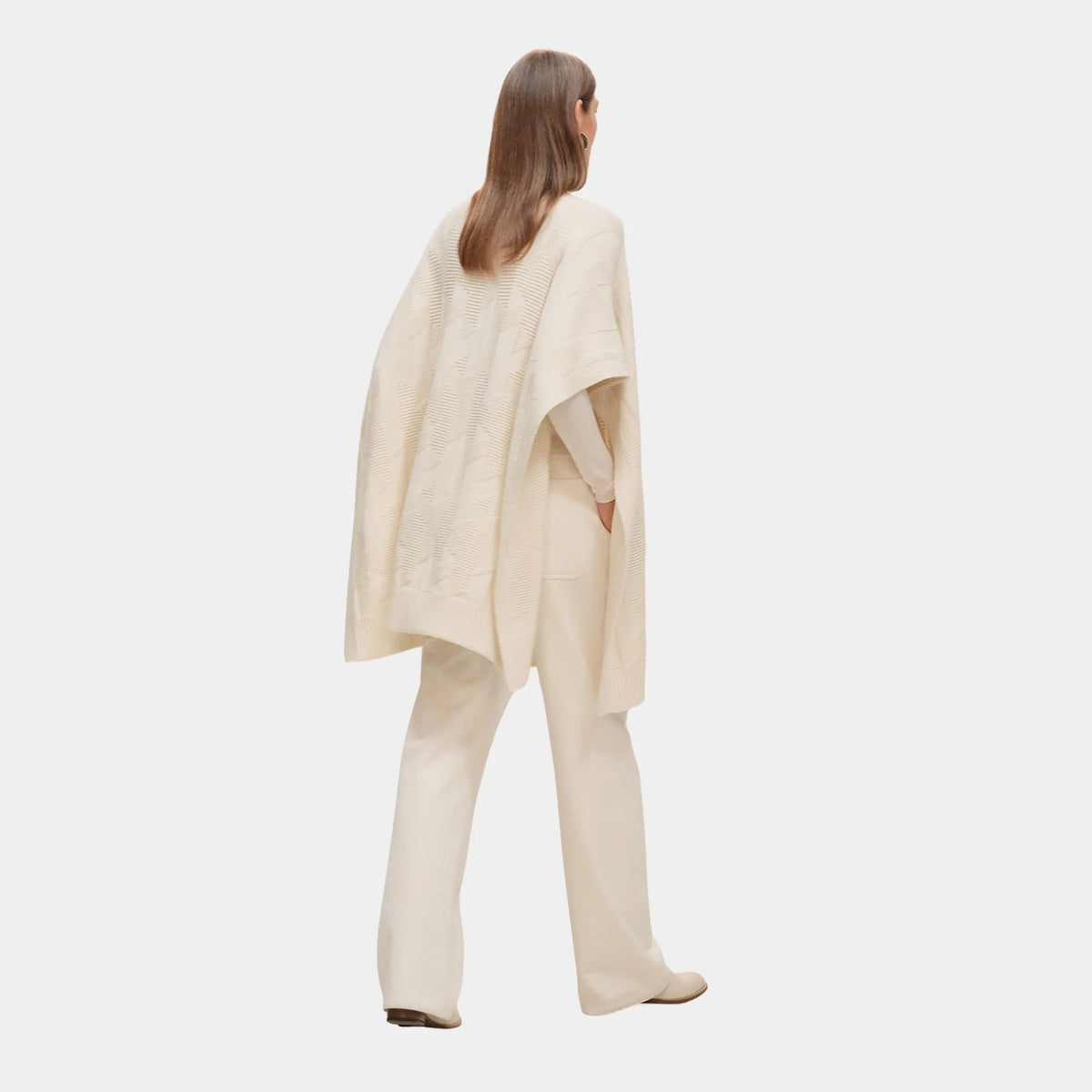H Rectangular Cape Poncho in Plain Wool Knit