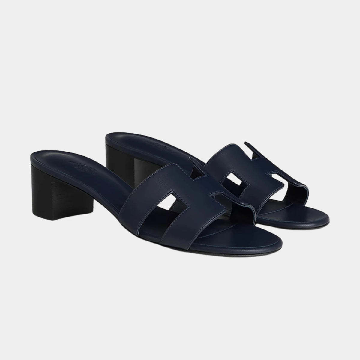 Oasis Sandals in Calfskin